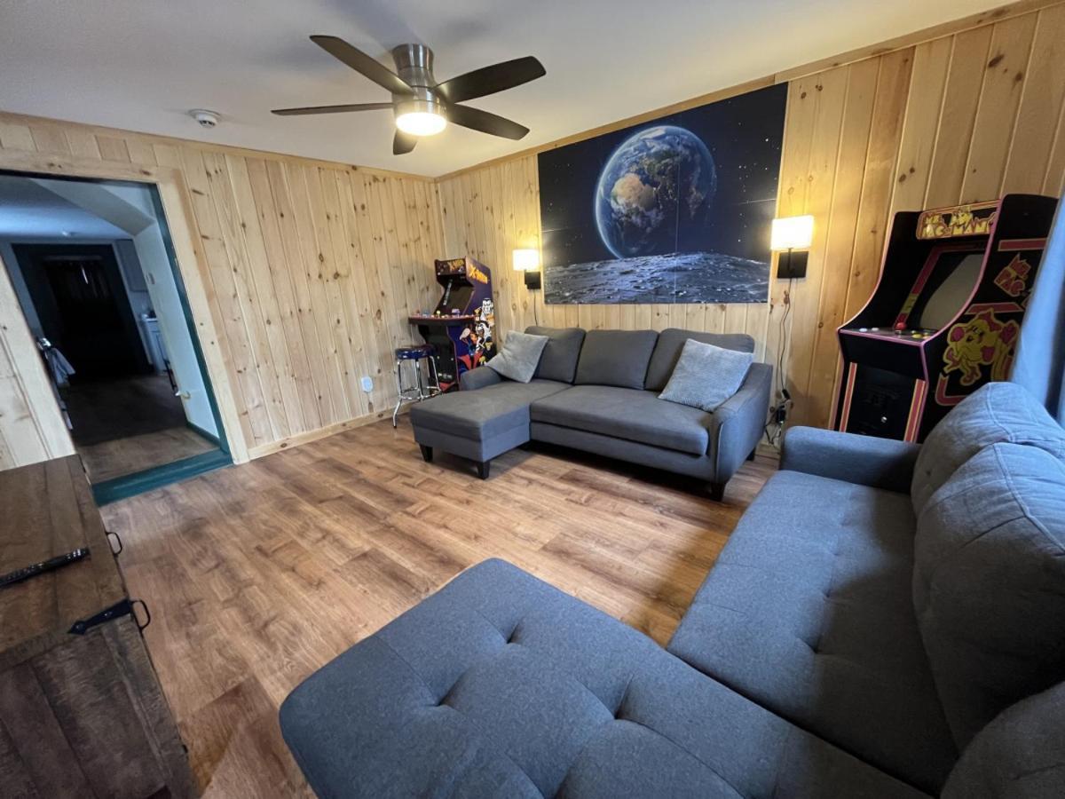 2 Bed Berkshire Getaway Minutes To Jiminy Peak Ski Hancock Extérieur photo